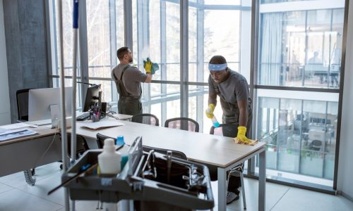 full-shot-men-cleaning-office_23-2149345516 full-shot-men-cleaning-office_23-2149345516